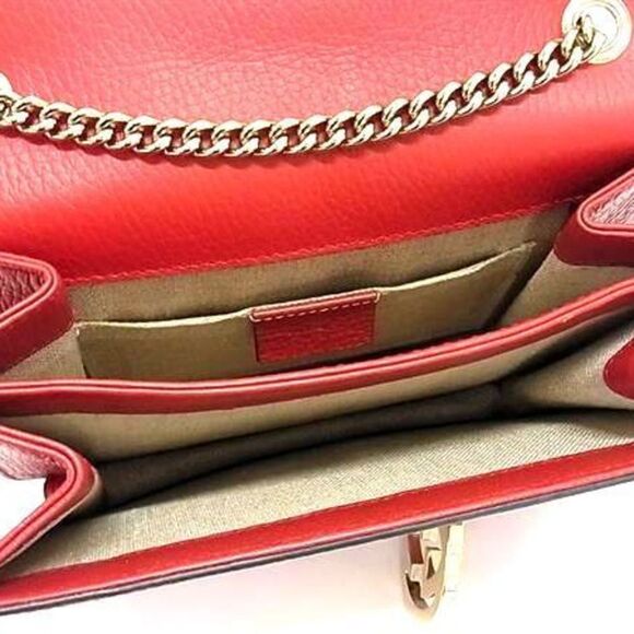GUCCI Authentic Red Leather Shoulder Bag - Picture 6 of 6